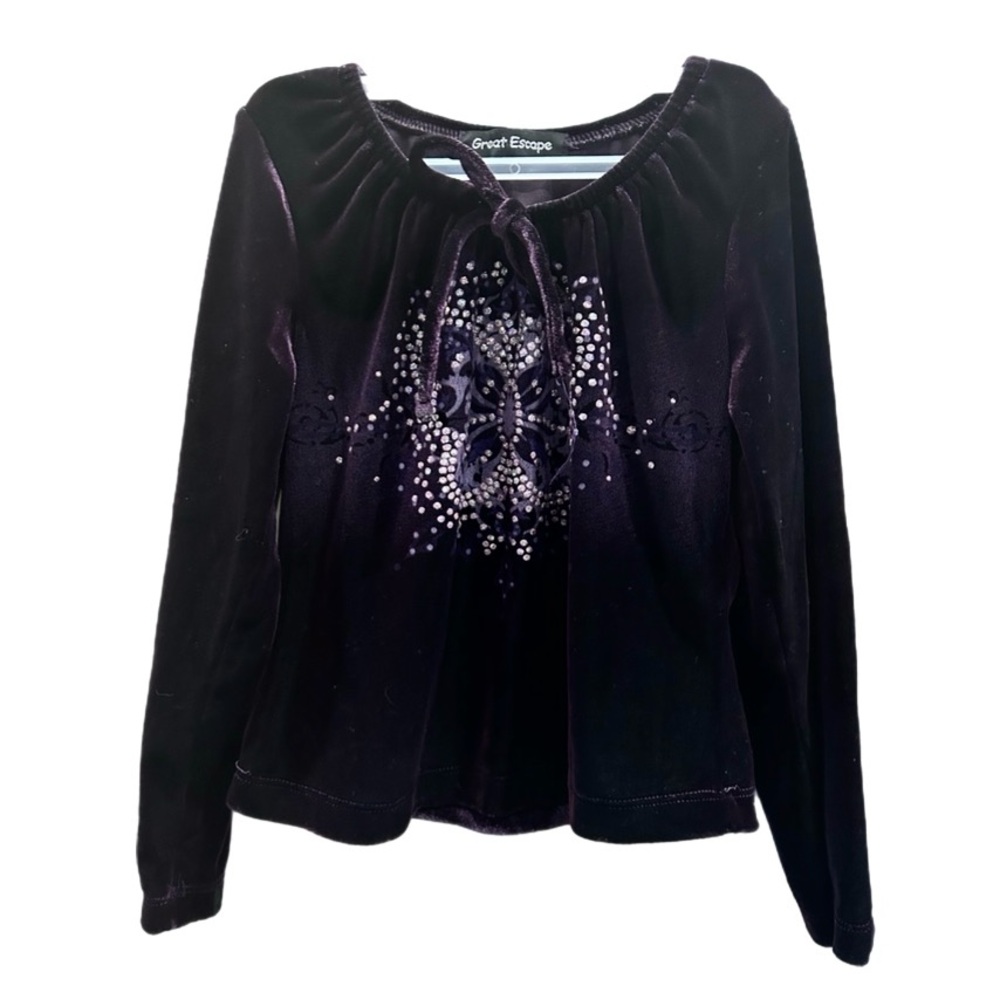NWOT Girl’s Great Escape Velour Long Sleeve Top with Glitter Butterfly